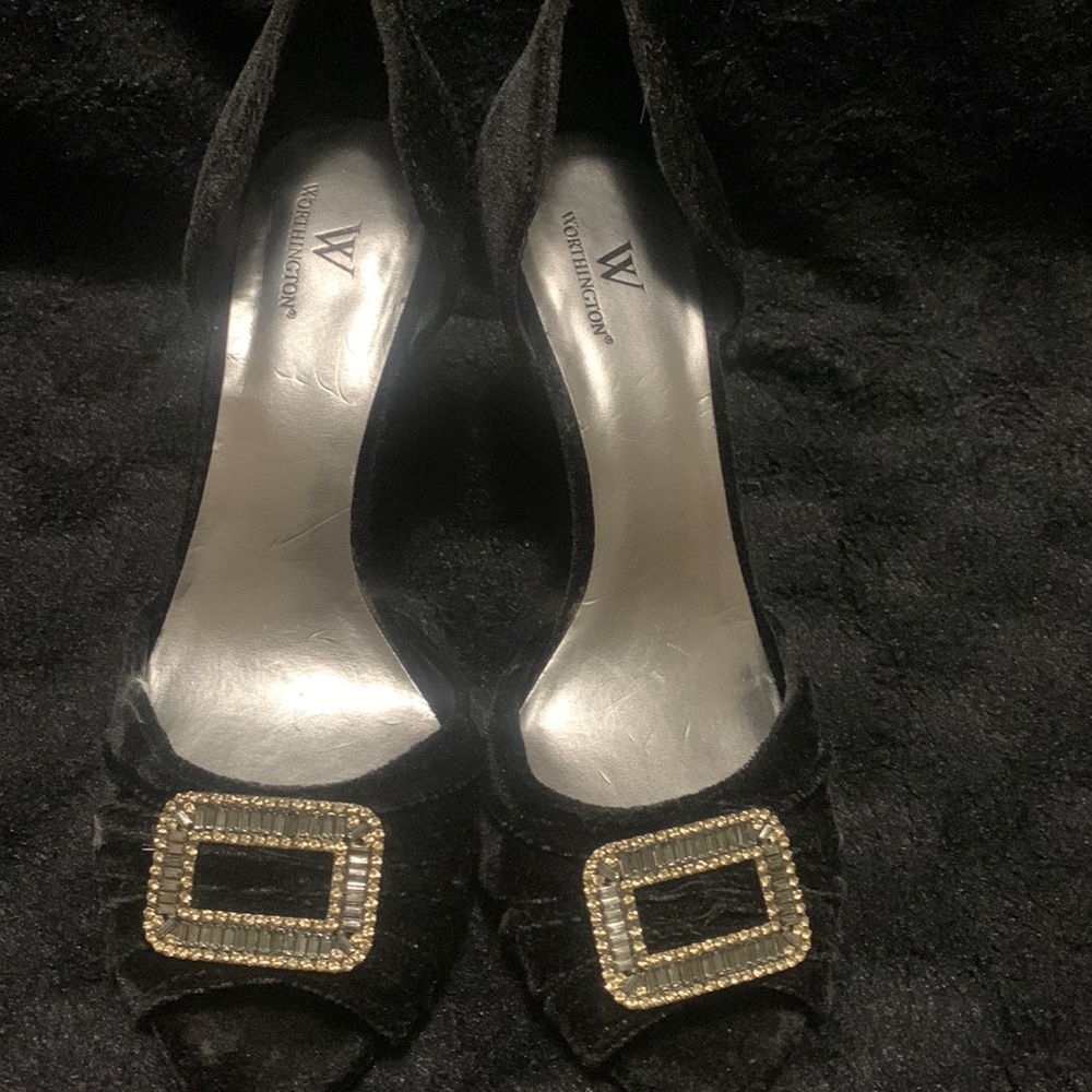 Women black heels